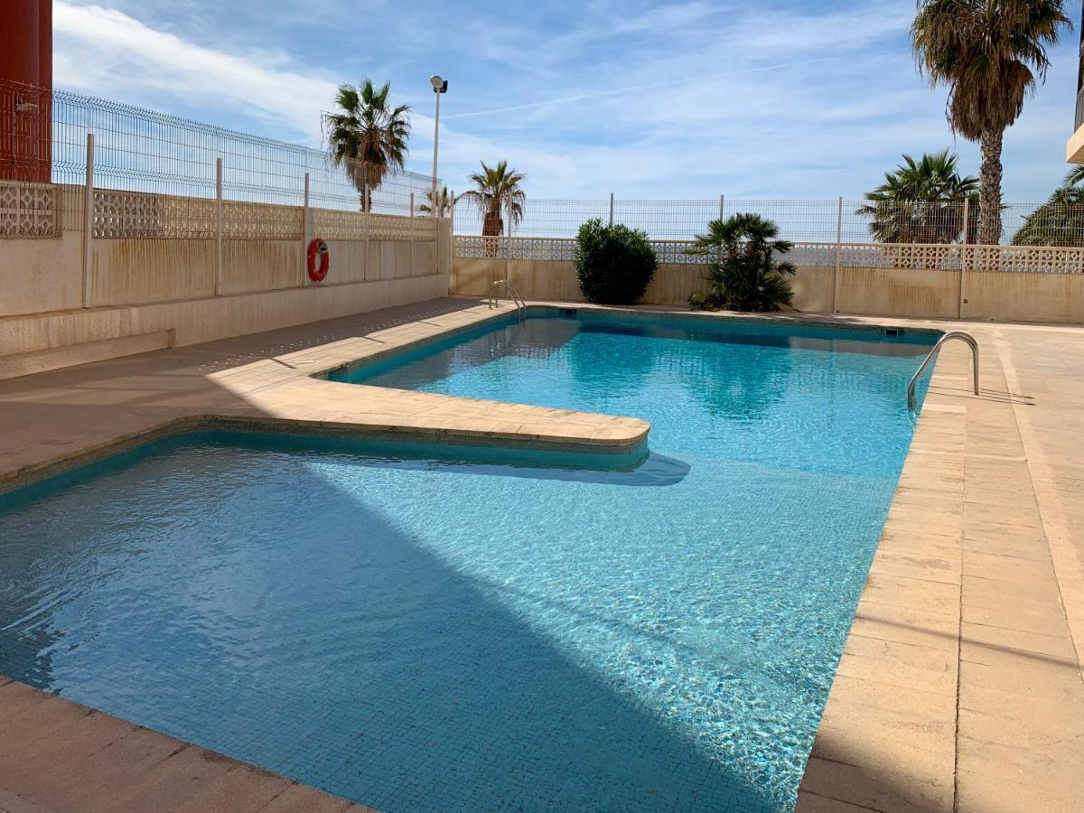 Clubrent - Edf Calpemar, Planta 8, Primera Linea Bagian luar foto